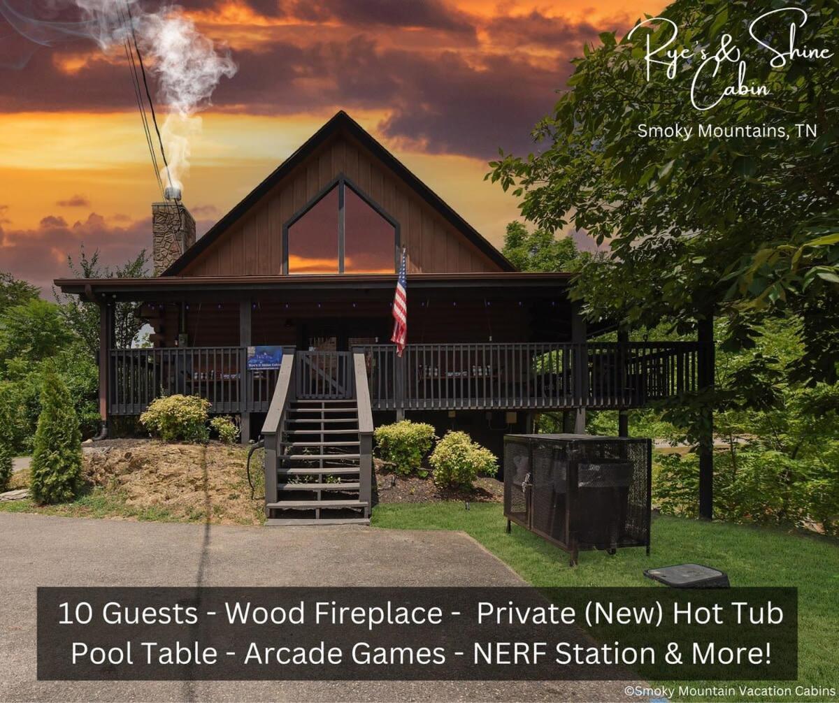 Ryes And Shine Bootlegger'S Cabin! Hot Tub* Pool* Arcade* Billiards *Ev * Pet Friendly Севьервилл Экстерьер фото